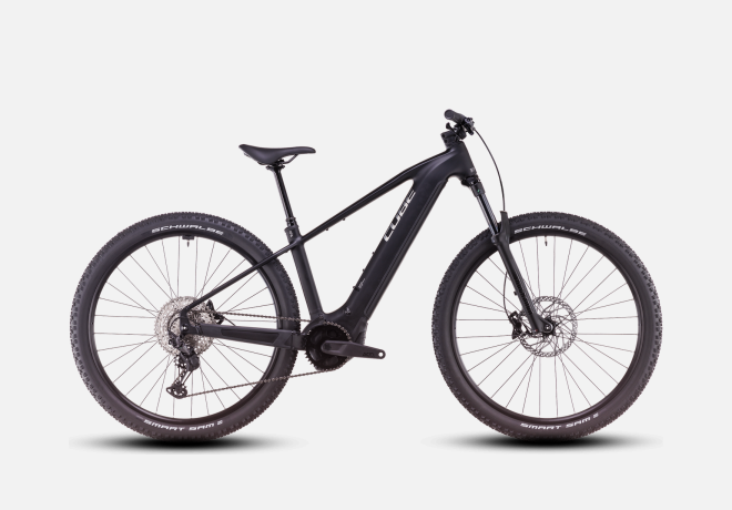 Reaction Hybrid Race 800